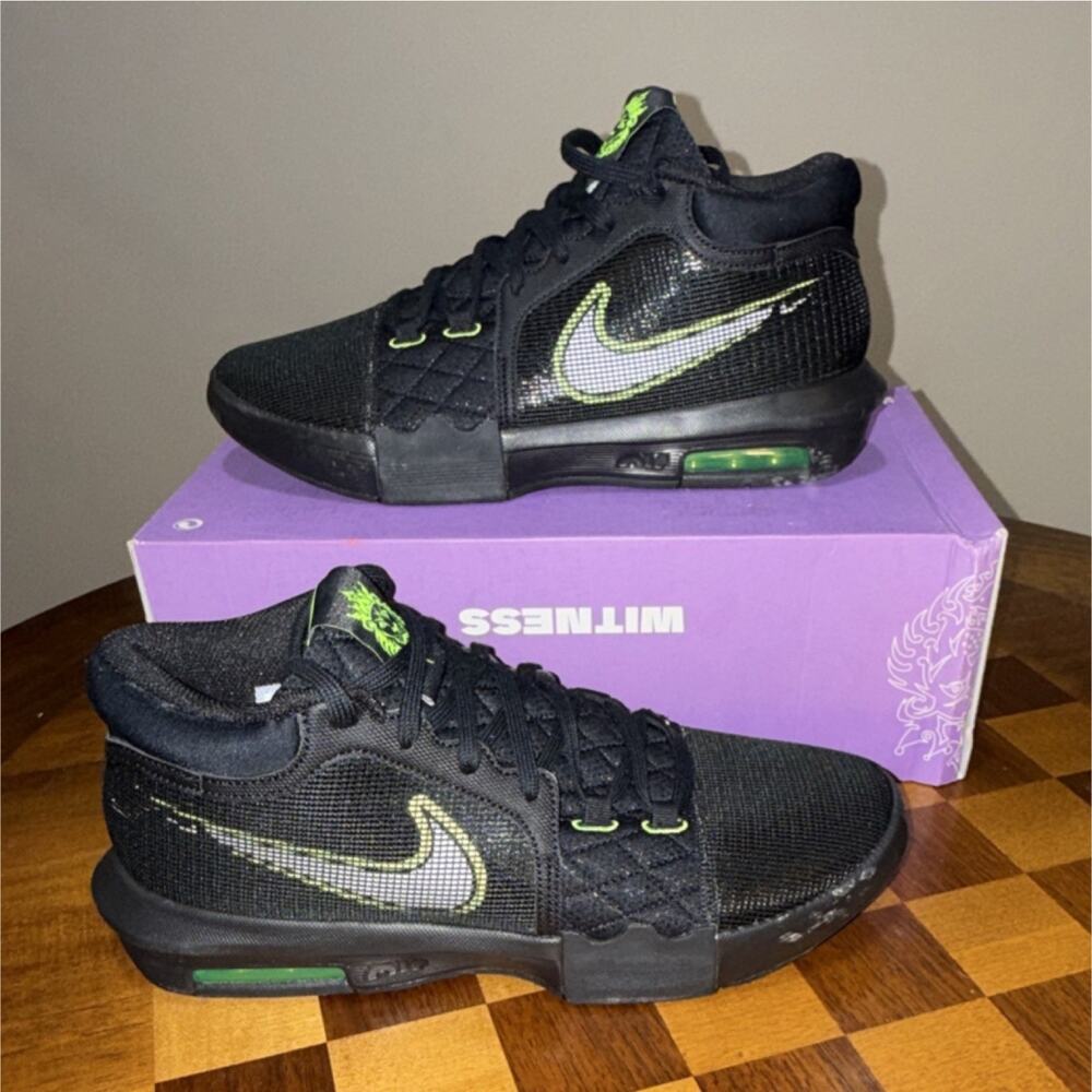 Nike LeBron Witness 8 Black Volt Men's Basketball 2023 new no box lid